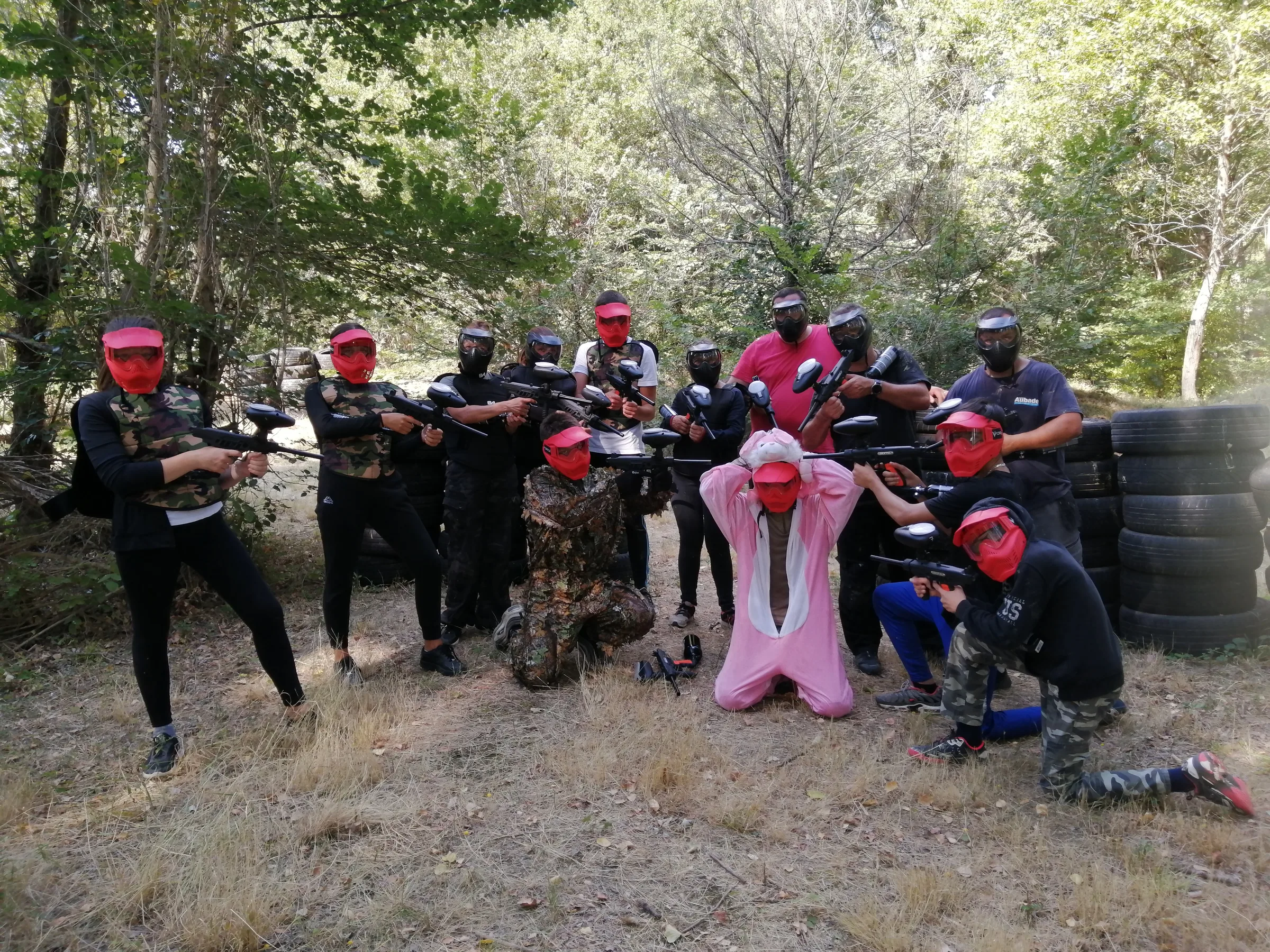 Groupe entreprise en paintball à Expédition Sud